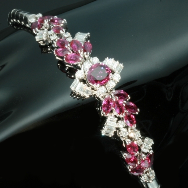 Estate ruby diamond flexible bracelet 18kt white gold